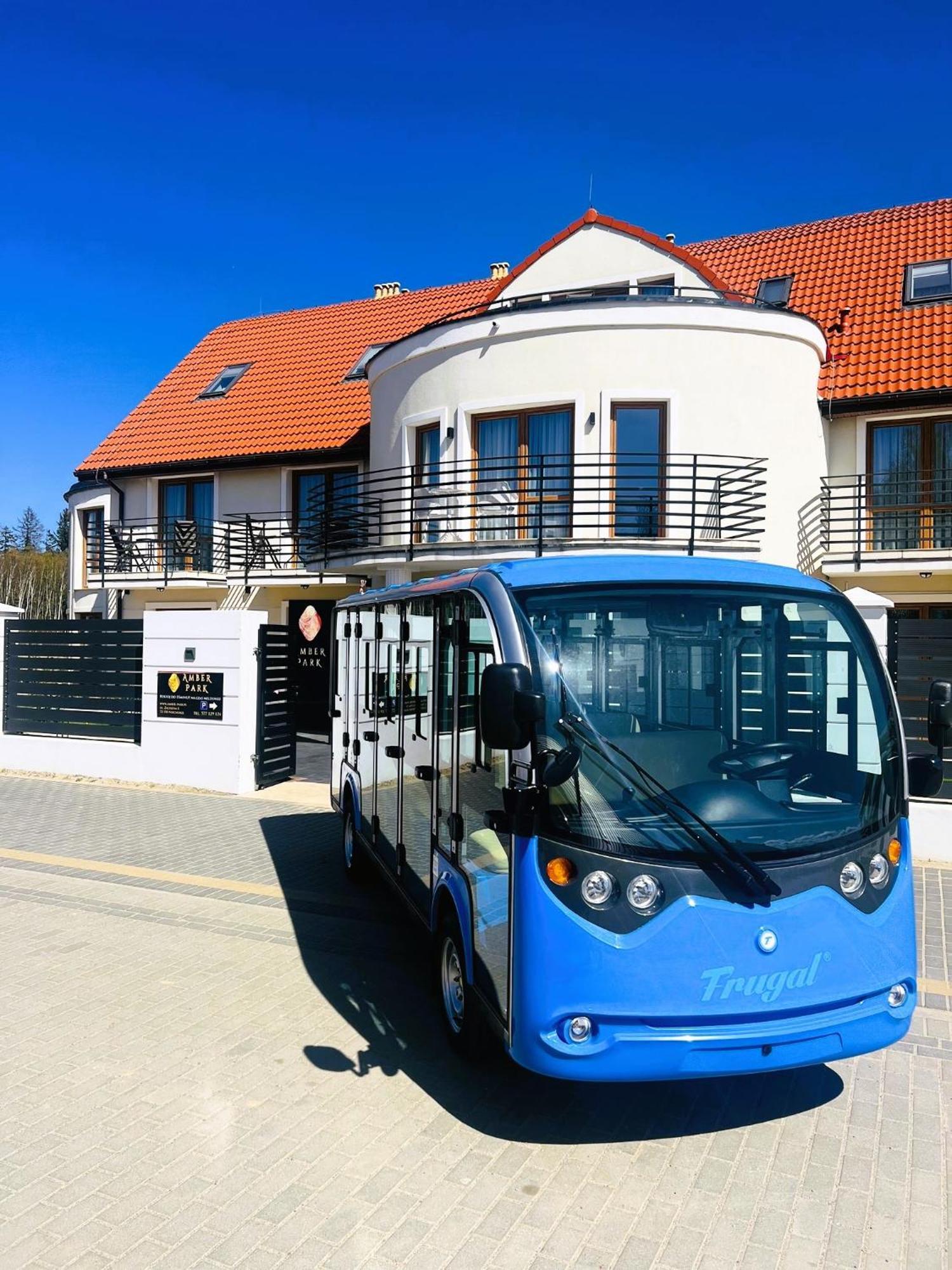 Olivina Park Spa - Domki Z Dostepem Do Krytego Basenu, Saun, Wyzywienia I Atrakcji Dla Dzieci Niechorze Dış mekan fotoğraf